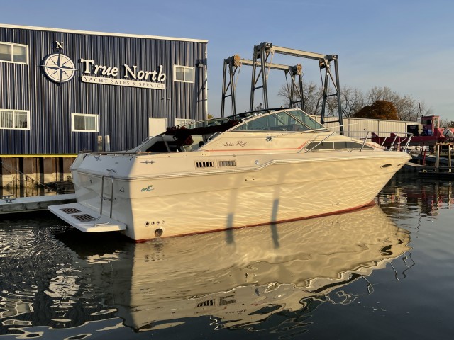 1987 Sea Ray 300 Weekender  for sale at True North Yacht Sales & Service