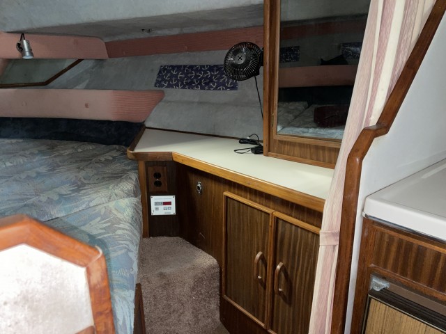 1987 Sea Ray 300 Weekender  for sale at True North Yacht Sales & Service